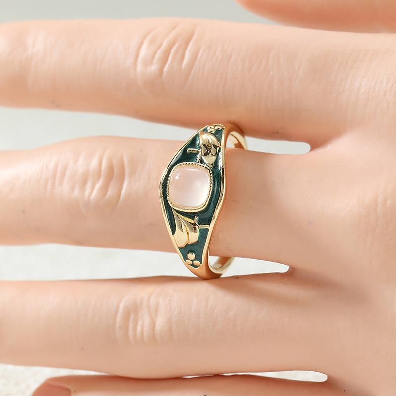 Women's Vintage Plated Ornate Ring with Stone Bezel